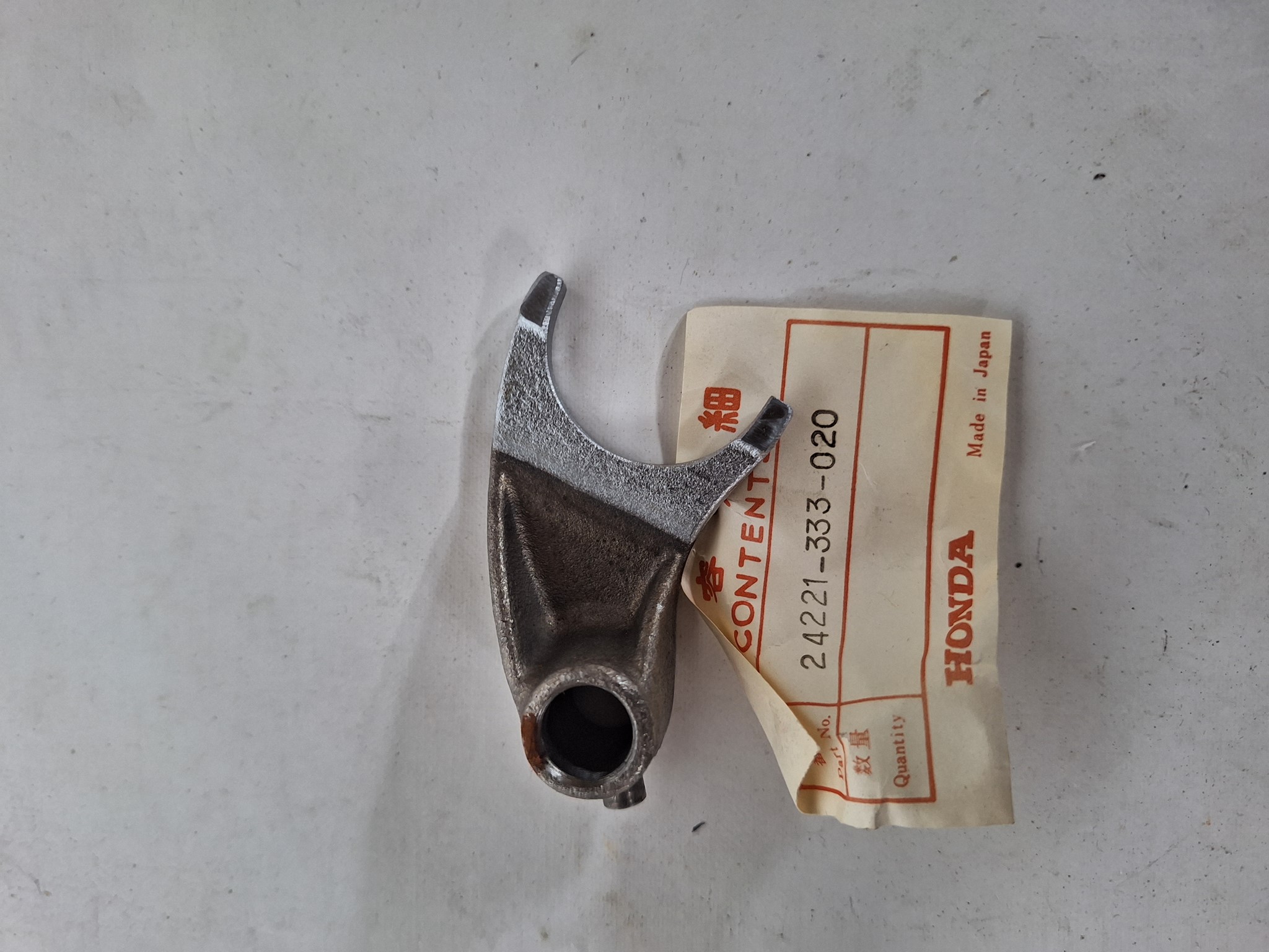 Picture of FORK,L.GEAR SHIFT  24221-333-020